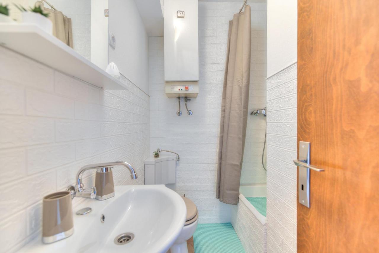 セニApartman Moreアパートメント エクステリア 写真